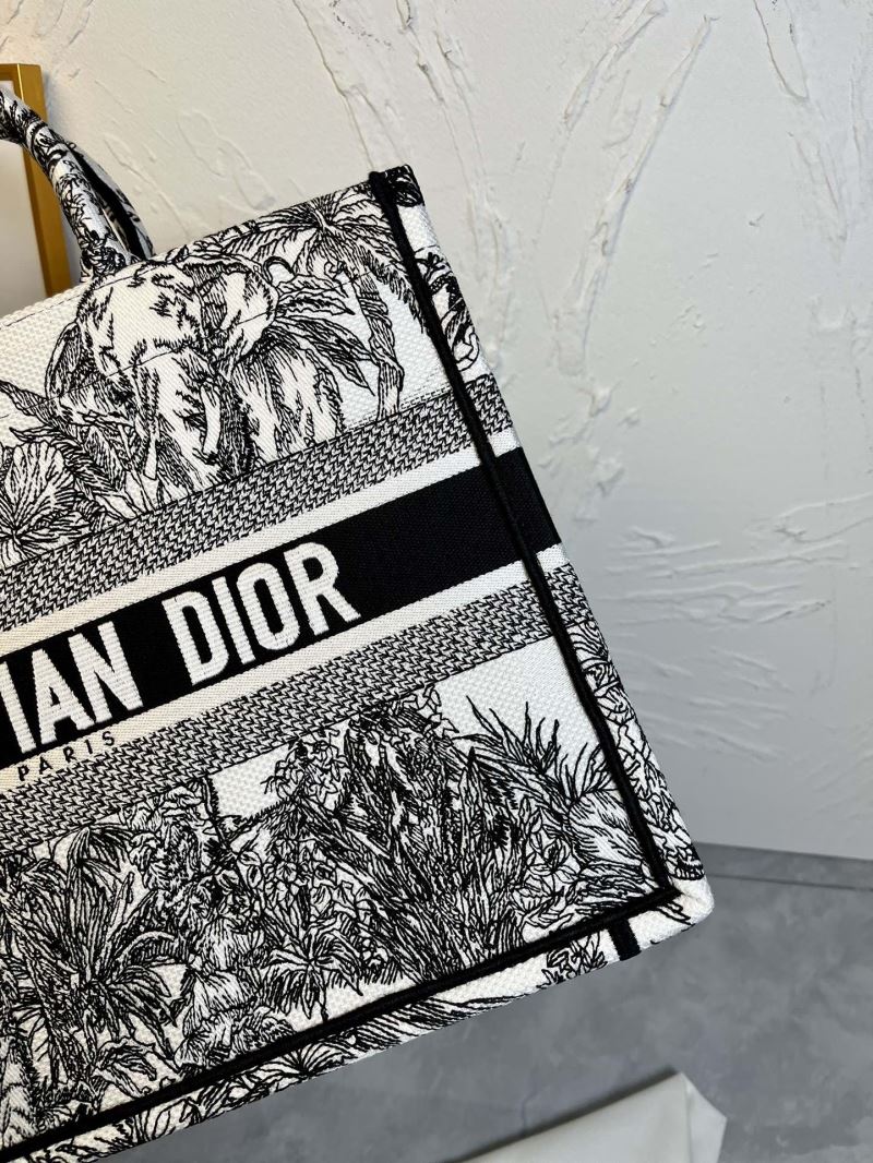 Christian Dior Shopping Bags